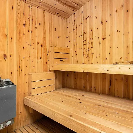 Two-bedroom Holiday In 2 Tatil Evi *