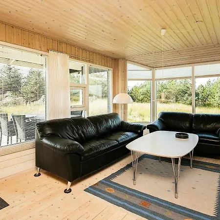 Two-bedroom Holiday In 2 Tatil Evi *